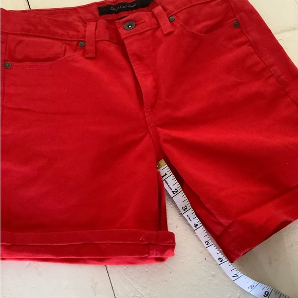 Calvin Klein red denim shorts like new 4 - Picture 6 of 6